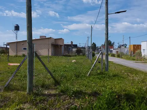 Lote en barrio Terranova 300 mts 2  un lugar tranquilo con fururo.