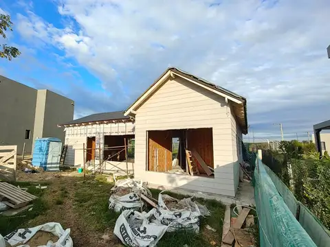Casa venta en obra en el Barrio Santa Ana, Villanueva