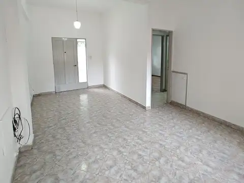 Depto Tipo Casa en Alquiler de 1 dormitorio