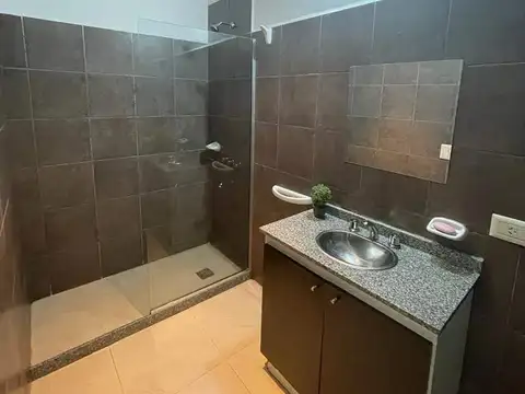ESQUIU al 100
