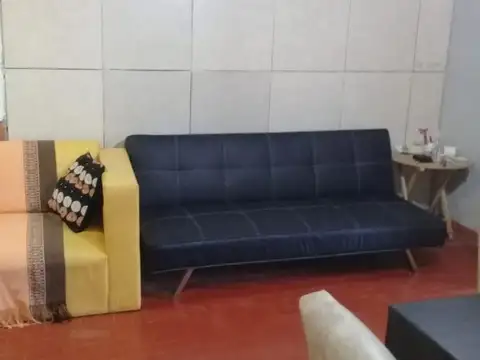 Depto Tipo Casa en Venta en Manuel B Gonnet, USD 65.000