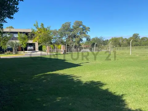 Lote en venta en Vila Marina 1 con amarra