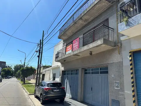 Casa Chalet  en Venta en Martin Coronado, Tres de Febrero, G.B.A. Zona Oeste