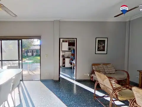 CASA 5 AMB VENTA QUILMES OESTE CON QUINCHO Y COCH