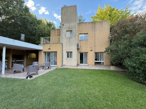 Casa en Venta en Pueblo Esther, USD 165.000