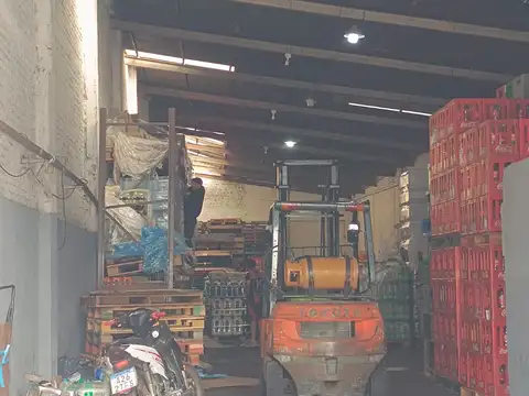 Galpon en Alquiler en Lanús Oeste, $ 1.800.000