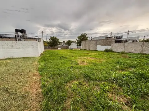 Terreno en Venta en 2 De Abril, USD 23.000