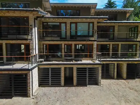 Departamento en Venta con 2 cocheras