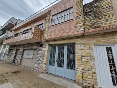 Depto Tipo Casa en Venta de 4 ambientes