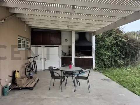 Casa en Venta en Villa Parque Sicardi, USD 82.000
