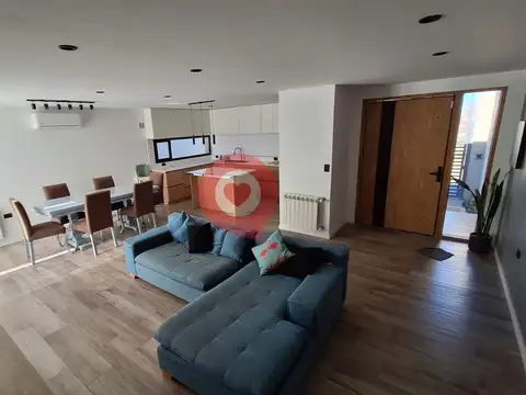 Venta Casa en Neuquén Capital. Monte Hermoso al 3000