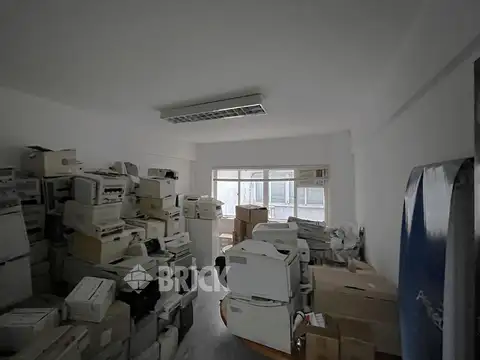 OFICINA EN SUIPACHA Y AV. CORRIENTES - 17 M2 IMPECABLE VIGILANCIA LAS 24 HORAS