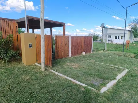 Casa en Venta con 4 cocheras