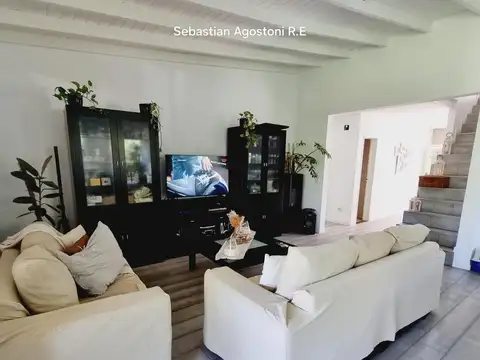 Casa en Venta con 5 cocheras