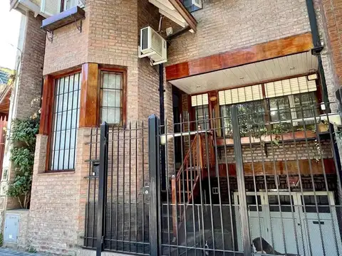 Casa en venta 5 amb Quilmes Centro