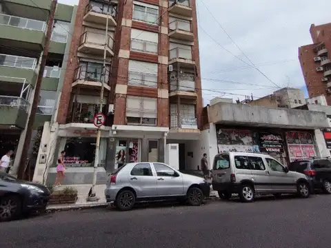 ALQUILER 2 AMBIENTES en excelente zona