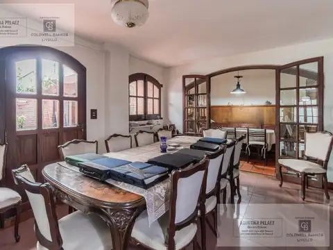 Casa 5 ambientes con 3 baños