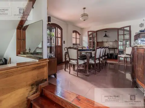 Casa en Venta con 1 cochera