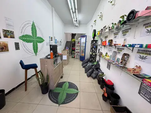 Local en Venta en Barrio Norte, USD 390.000