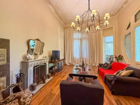Hotel en Venta 126 años