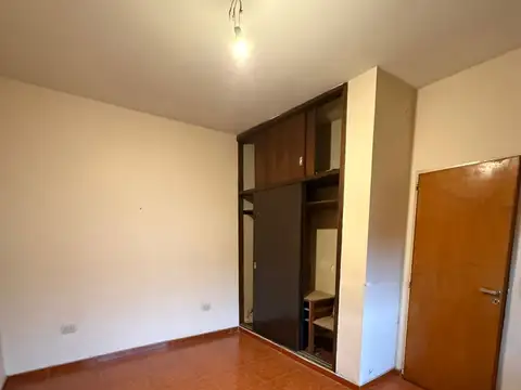 Depto Tipo Casa en Venta en Liniers, USD 85.000
