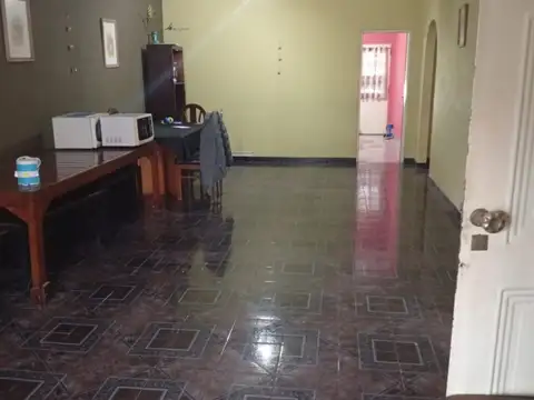 CASA EN VENTA DE 3 AMBIENTES EN DEL VISO