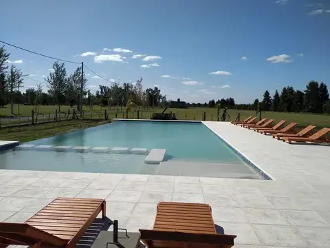 Venta de Terreno en Barrio cerrado Pinares del sur entrega inmediata