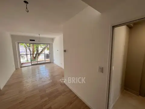A ESTRENAR SEMIP EN JULIAN ALVAREZ AL 700 - TODO AL FRENTE BALCON TODO SOL AMPLIO LIVING