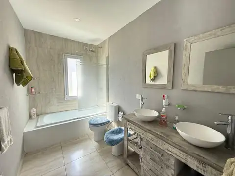 Casa en Venta de 5 dormitorios