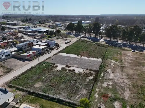 Terreno sobre ruta 7 - Centenario