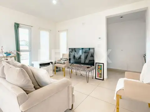 Casa en Venta en General Fernandez Oro, USD 150.000