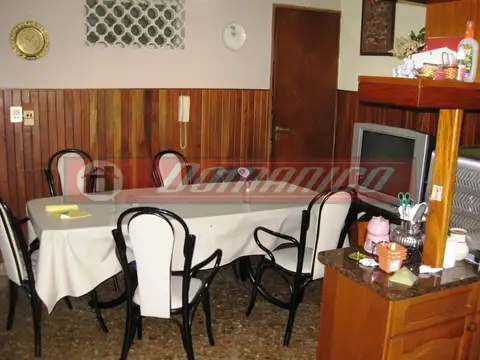 Casa en Venta en Castelar, USD 270.000