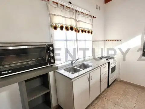 Alquiler PH 3 ambientes con patio y parrilla – Padua Centro, a 2 cuadras de la estación