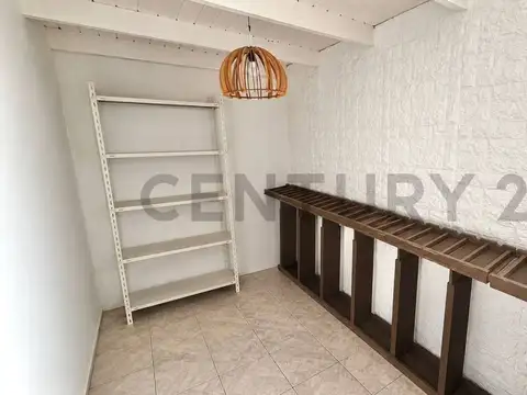 Alquiler PH 3 ambientes con patio y parrilla – Padua Centro, a 2 cuadras de la estación