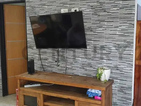 Humaita 100, Piso 0