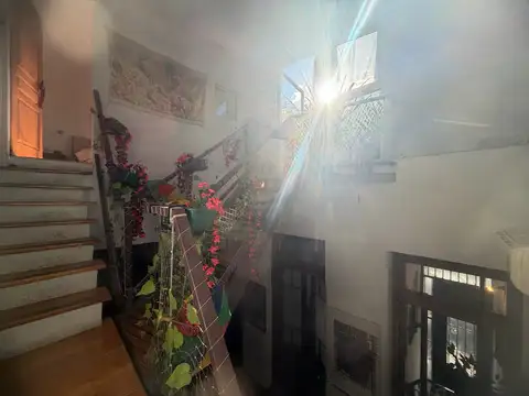 Depto Tipo Casa en Venta de 5 ambientes