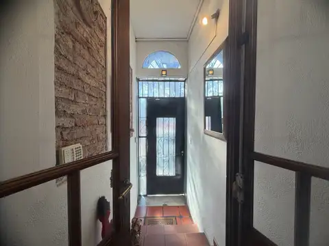Depto Tipo Casa en Venta en Coghlan, USD 245.000