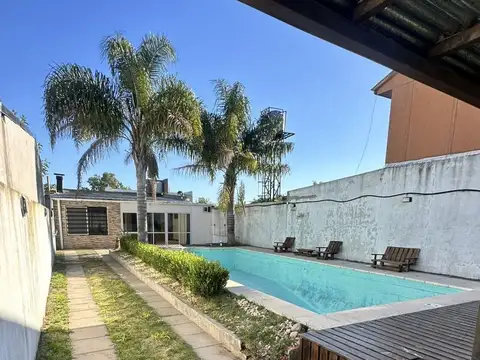 Alquiler de Casa 2 Dormitorios en Arana