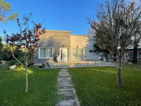 VENTA CASA EN PUEBLO ESTHER
