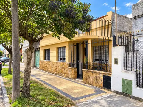 VENTA CASA 3 AMBIENTES REMEDIOS DE ESCALADA LANUS