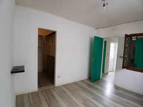 Depto Tipo Casa en Alquiler 46 años