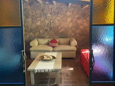 Casa 7 ambientes con 3 baños