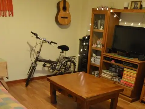 Depto Tipo Casa en Venta 50 años