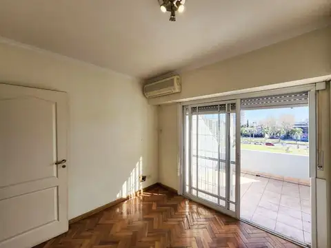 Depto Tipo Casa en Venta 20 años
