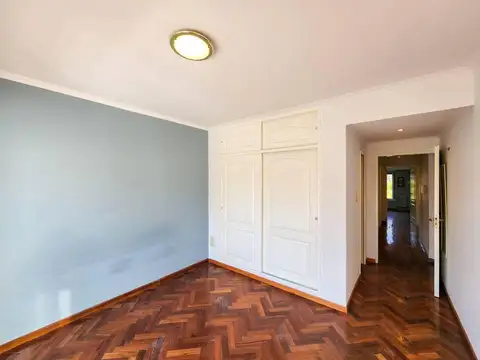 Depto Tipo Casa en Venta con 3 cocheras