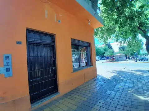 Local en Alquiler 56 años