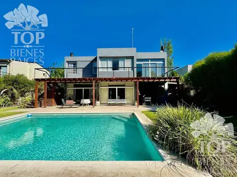 Casa en Venta de 5 dormitorios