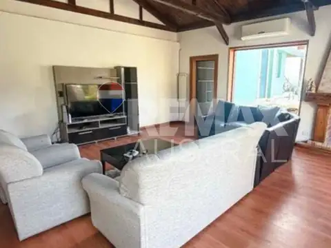 CASA 4 DORMITORIOS KM3