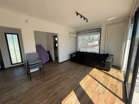 Oficina en Venta en Villa Elisa, USD 45.000
