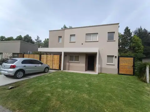 Casa en venta, 3 dormitorios, Pilar 100